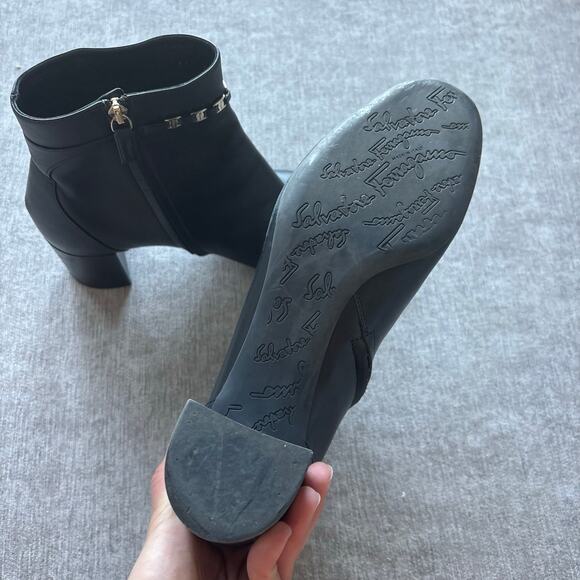 $1,100 Salvatore Ferragamo Ghila black leather ankle boots - Picture 6 of 8